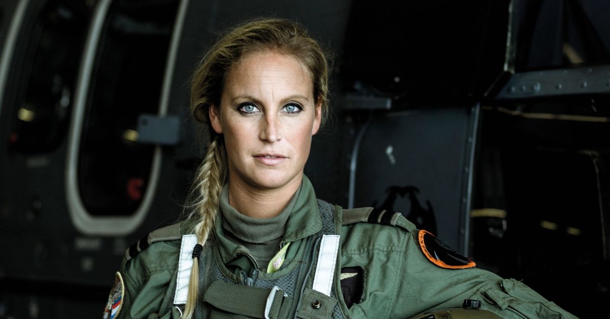 Dominique Schreinemachers — Return to Base